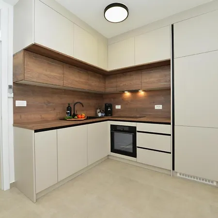 Mi Ciovo With Private Hot Tub And Garden Appartamento Traù