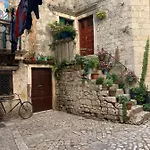 Mi Ciovo With Private Hot Tub And Garden * Trogir