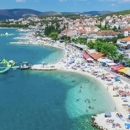 Lejlighed Mi Ciovo With Private Hot Tub And Garden Trogir