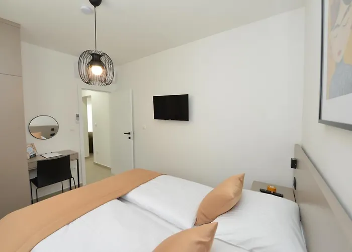 Mi Ciovo With Private Hot Tub And Garden *