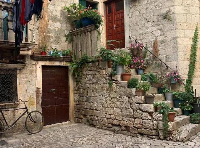 Mi Ciovo With Private Hot Tub And Garden * Trogir